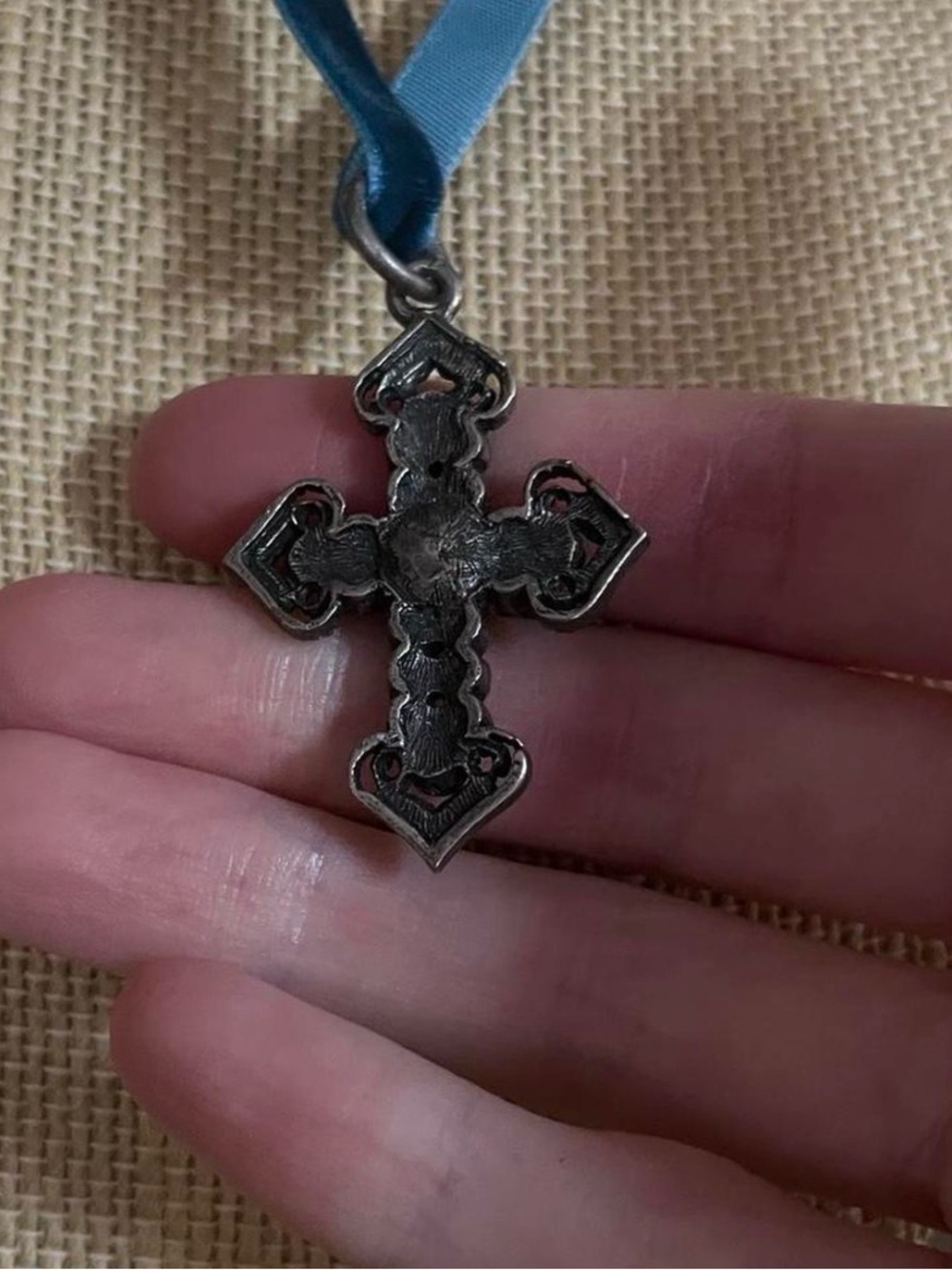 Vintage Blue Gemstone Pendant Cross Velvet Ribbon Choker - Picture 4 of 8